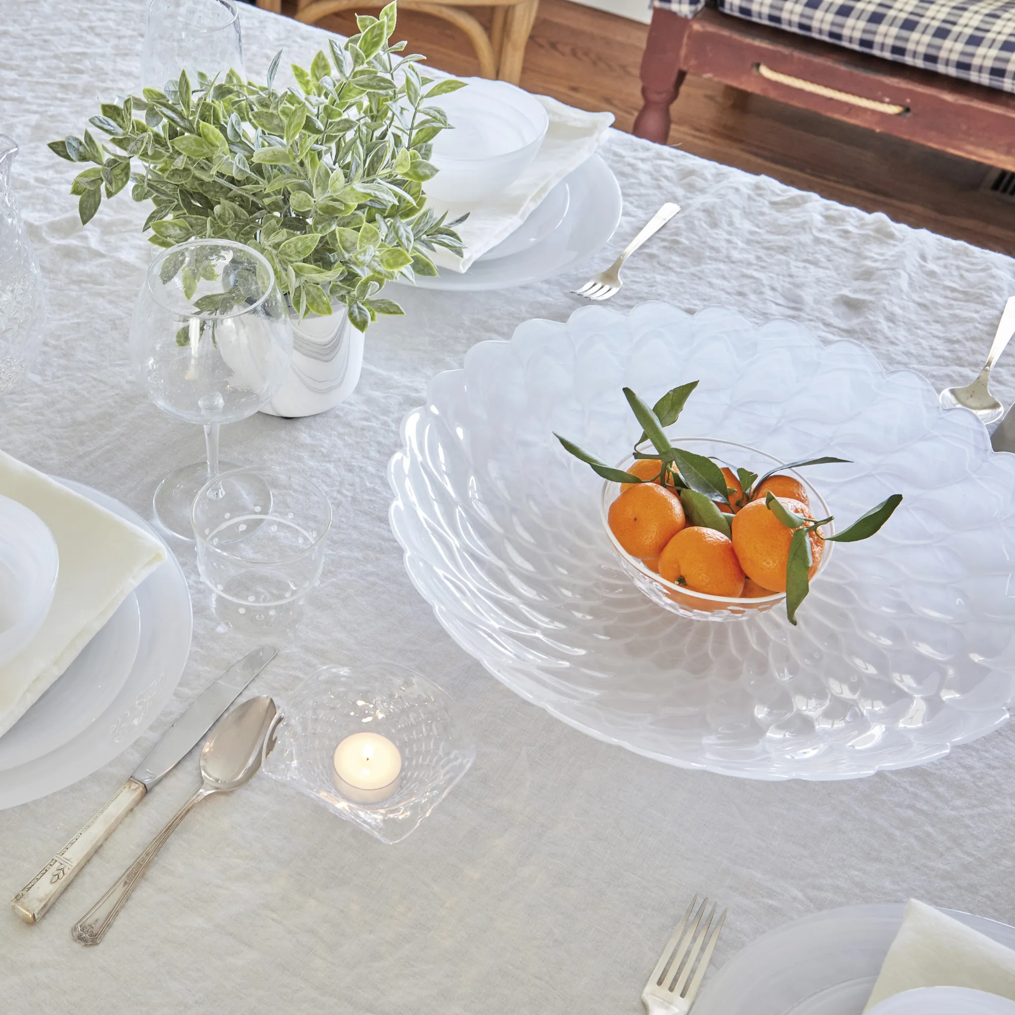 Alabaster White Large Scallop Rim Bowl