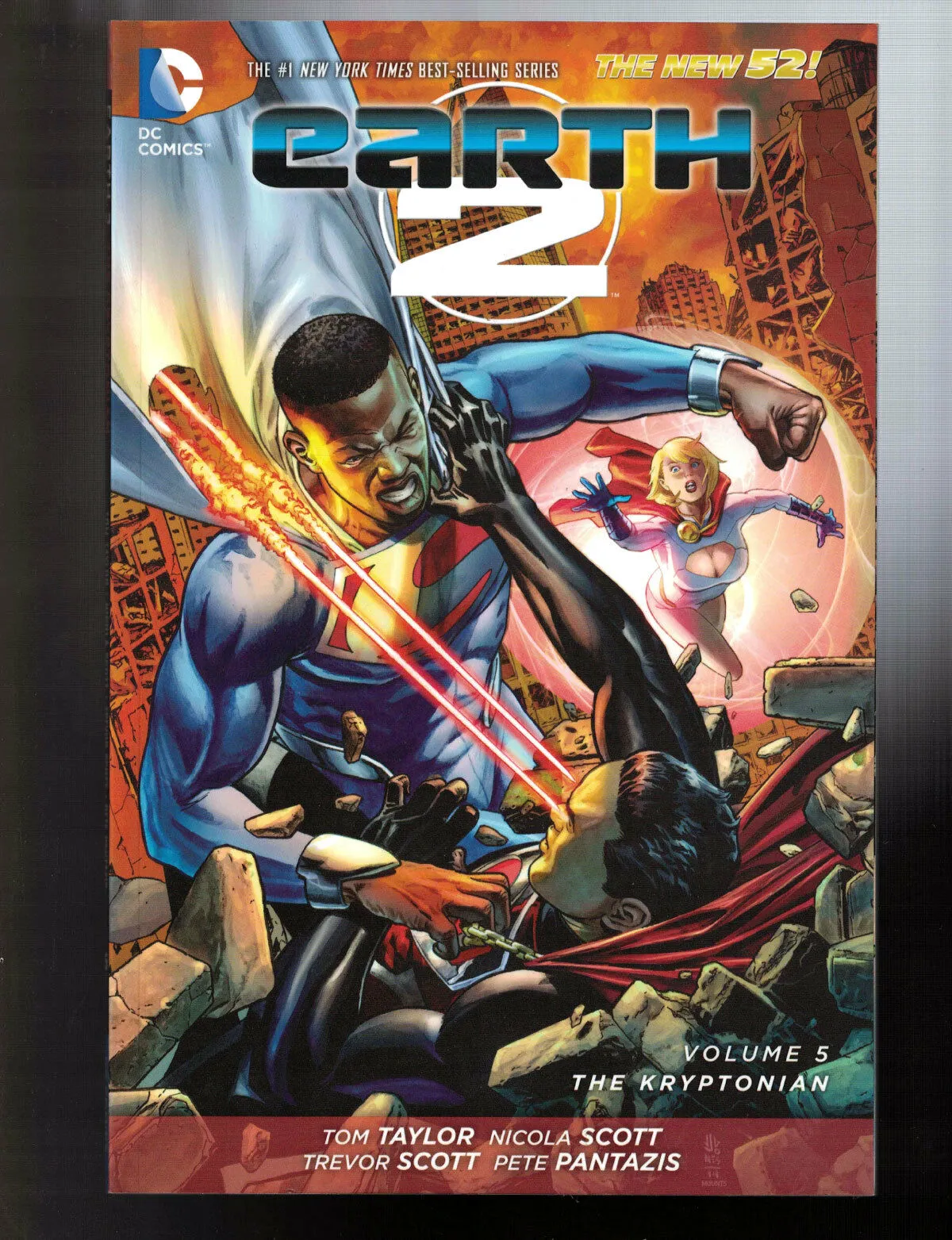 Earth 2 Vol. 5: The Kryptonian (The New 52) DC Comics Taylor/Wilson (W) Scott (A