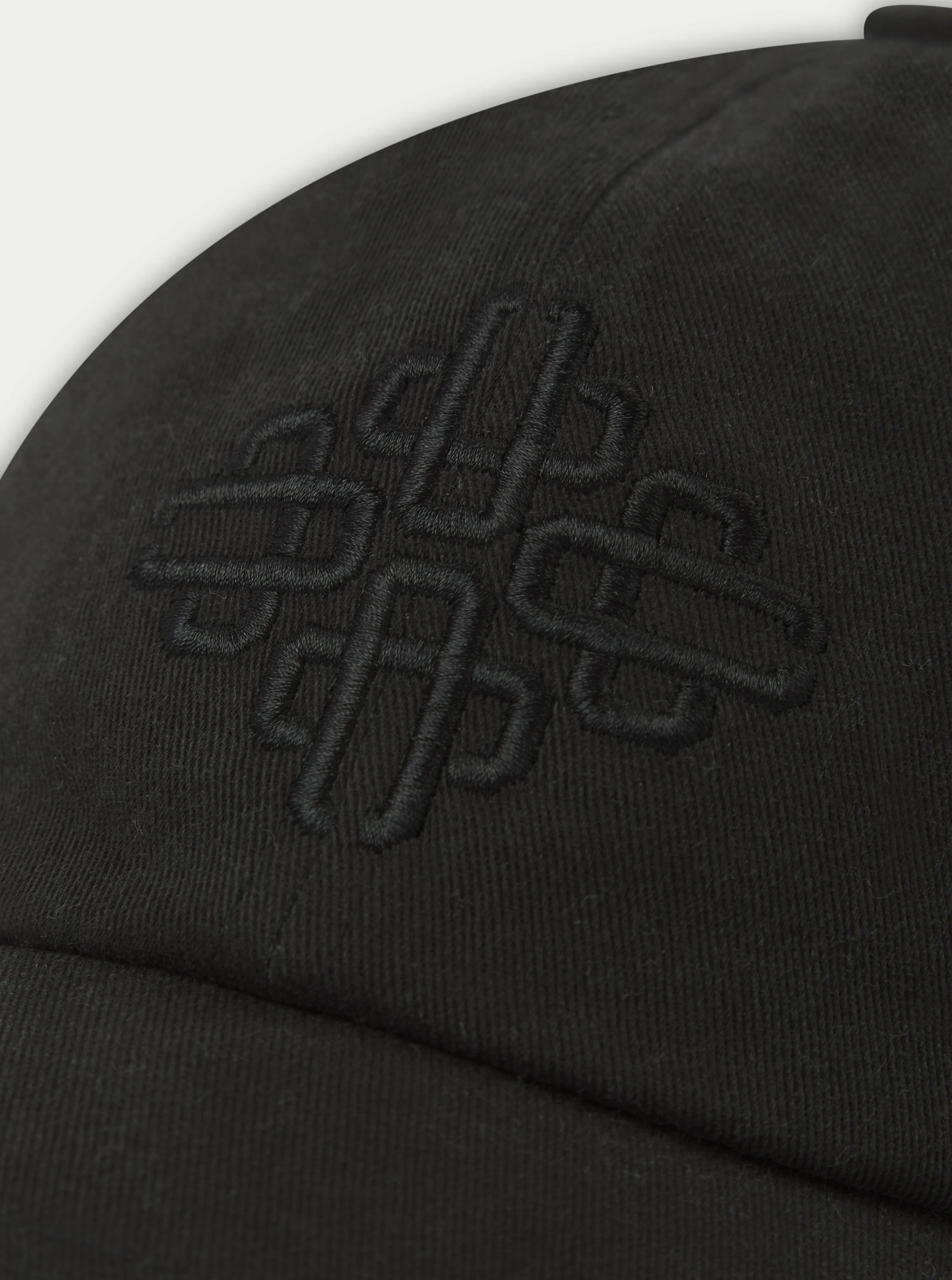 EMBLEM CAP - BLACK