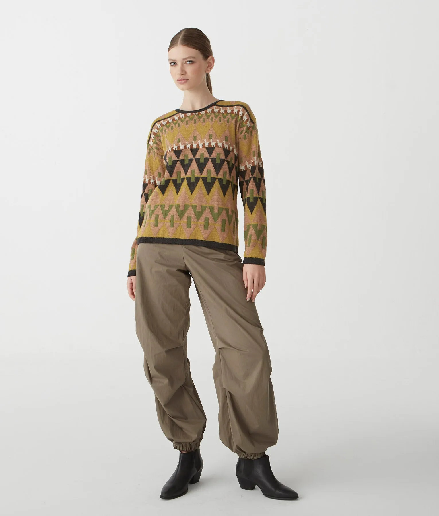 Seried Lined Jacquard Pullover